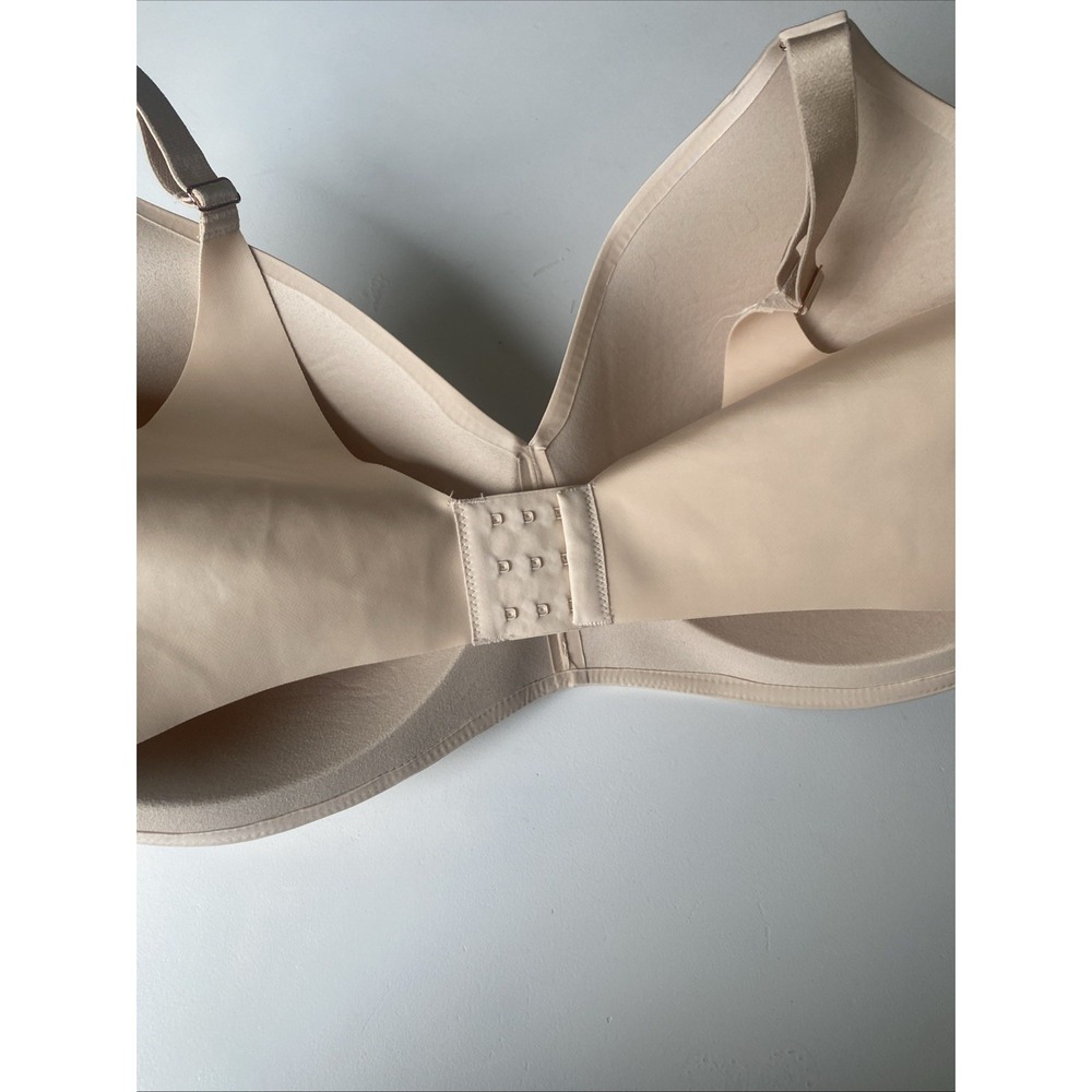 SOMA Smooth Pale Sand 44DDD Vanishing 360 Wireless Bra Smoothing Seamless Edges - Picture 4 of 6